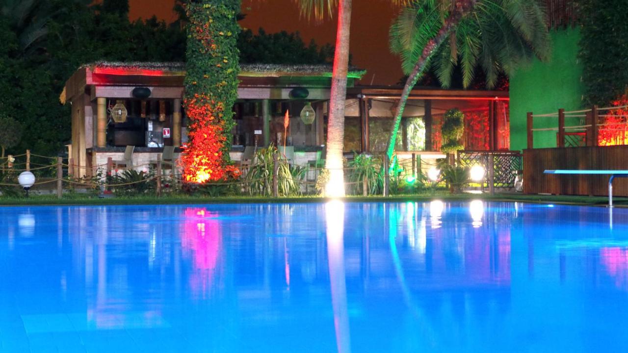 Mabrouk Hotel And Suites- Adult Only Agadir Esterno foto